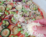 Foto del paso 7 de la receta: Pizza primaveral de sardinas