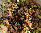 A picture of step 5 of Jjajangmyeon 짜장면 (Black Bean Noodles).