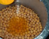 A picture of step 1 of White Peas Chat.