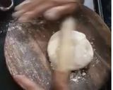 A picture of step 5 of Phinni Roti.