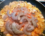 Foto del paso 5 de la receta: Empanadillas de gambas y champiñones