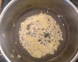 Foto del paso 2 de la receta: Chayotes Rellenos con Arroz blanco y salsa de Champiñones