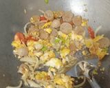Foto langkah ke 3 dari resep Kwetiau goreng simple.