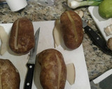 A picture of step 2 of Spiced Ginger Steak with Spring Onions and Potatoes.