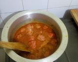 A picture of step 4 of Spaghetti and meatballs.