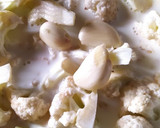 Foto del paso 2 de la receta: Coliflor A La Leche En Sartén