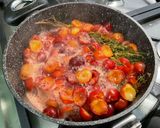 Une image de l'étape 6 de Compote de cerises au thym et citron.