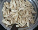 Foto langkah ke 1 dari resep Ayam Suwir Rica Rica.