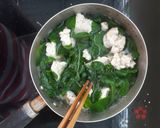 Hình bước làm 4 của món Rau ngót nấu chả cá