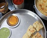 A picture of step 4 of Besan and sooji dhokla.