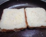 पॅन फ्रॉईड एग चीज सँडविच (egg cheese sandwich recipe in marathi) रेसिपी स्टेप 3 फोटो