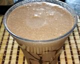 A picture of step 2 of Biscuit Milk shakes 3 types.