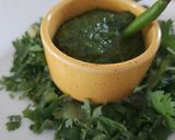 धनिया चटनी(Dhaniya ki chatni recipe in Hindi) रेसिपी चरण 3 फोटो