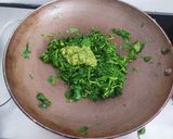 A picture of step 3 of Methi Paratha.