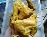 Foto langkah ke 3 dari resep Ayam goreng kuning.