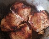 Foto del paso 4 de la receta: Chuletas de cerdo agridulce con arroz primavera