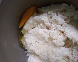 Foto langkah ke 2 dari resep Gyeran Bokkeumbap (Nasi Goreng telur Korea).