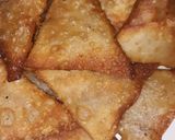 A picture of step 5 of Chinese samosa.
