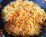Foto del paso 4 de la receta: Fideos Yakisoba con vegetales