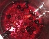 Erdei vegyes gyümölcsleves recept fázis 1 fotója