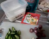 Foto langkah ke 1 dari resep Oseng-oseng usus bakso.