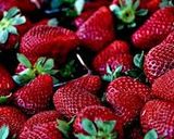 Foto del passaggio 1 della ricetta Aperitivo alla fragola