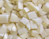 صورة لخطوة 1 من وصفة مسقعة البطاطا 🥔🥔