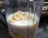ખજૂર અને કેળા નું ડાઈટ જ્યૂસ(Dates and banana smoothie recipe in Gujarati) રેસીપી સ્ટેપ3ફોટો