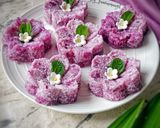 Foto langkah ke 5 dari resep Kue Sengkulun Ubi Ungu Khas Betawi.