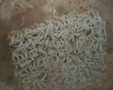 รูปขั้นตอนการทำที่ 2 ของ มาม่าต้มยำปลากระป๋องเต้าหู้ไข่