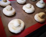 Foto del passaggio 8 della ricetta Piccole brioche col tuppo