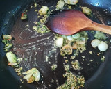 Foto del paso 2 de la receta: Alcachofas con langostinos