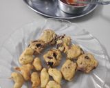 A picture of step 5 of Dry Fruit Fritters😋.