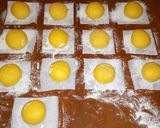 Foto langkah ke 6 dari resep Donat Labu Kuning Lembut 🍩.