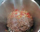 A picture of step 2 of Beef Chilli to Share.