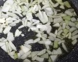 Foto del paso 1 de la receta: Tortilla de calabacines ♡