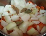 Foto del paso 1 de la receta: Ensalada cocida zanahorias y cebolla