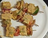 A picture of step 5 of Paneer tikka.
