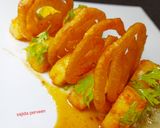 A picture of step 15 of Aloo ki Jalebi with aloo chaat.