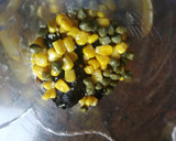 Foto del paso 3 de la receta: Tapenade de aceitunas negras, alcaparras, maíz y miso