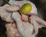 Foto langkah ke 1 dari resep Ayam Rica Rica Daun Kemangi.