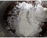 A picture of step 4 of Ragi ladoo.