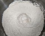 Foto del paso 1 de la receta: Base de pizza (tipo pan)
