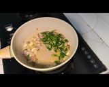 Foto langkah ke 4 dari resep Tumis ikan suwir lombok ijo.