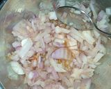 A picture of step 2 of Onion Sambal.