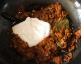 A picture of step 6 of Soya Matar Paneer.