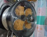 Foto langkah ke 7 dari resep Bolu kukus gula merah santan.