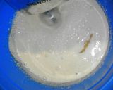 Foto langkah ke 2 dari resep Bolu Kukus Merekah Pemula.