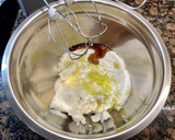 Foto del paso 4 de la receta: Pastel de queso ricotta, chocolate, pasas y cerezas
