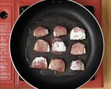 Foto langkah ke 5 dari resep Potato Meat Roll (Daging panggang gulung kentang).